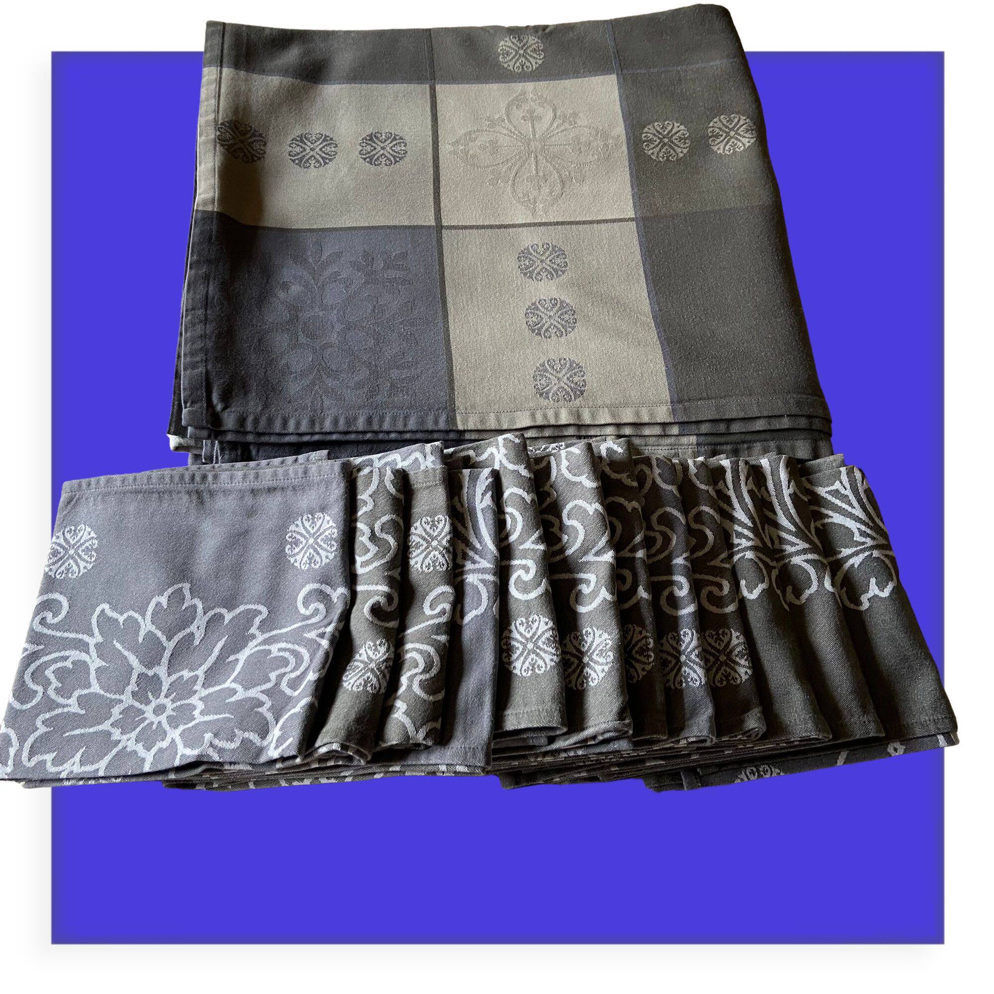 French Jacquard tablecloth 300 x 170