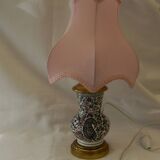 Small earthenware lamp from Gien. Cashmere decoration.