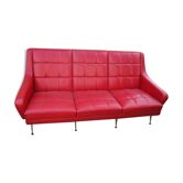 Canapé  Erton en skaï rouge surpiqué 1960
