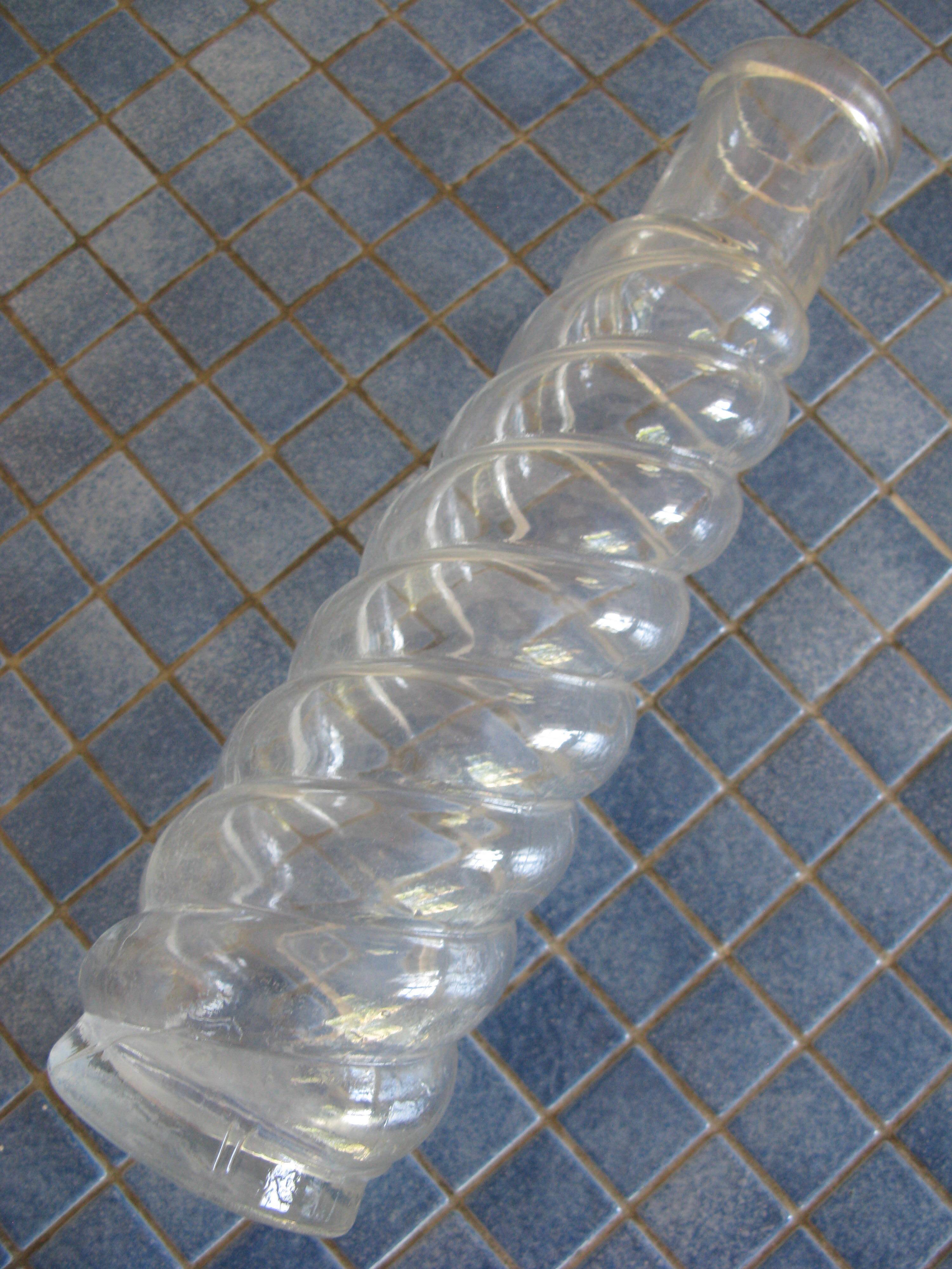 Lot de 4 carafes en verre blanc