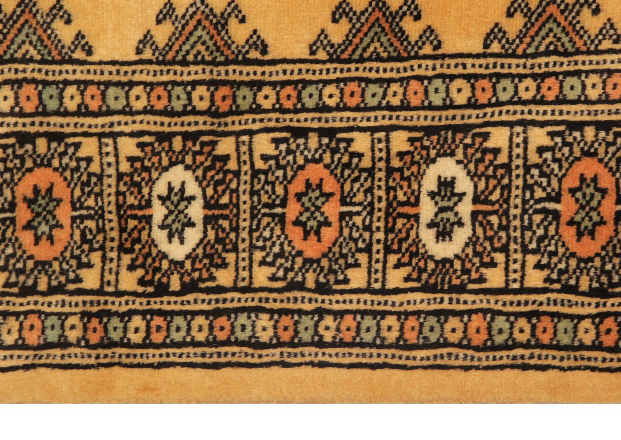 Tapis de couloir turkmène vintage à médaillon jaune, fait main, style géométrique oriental