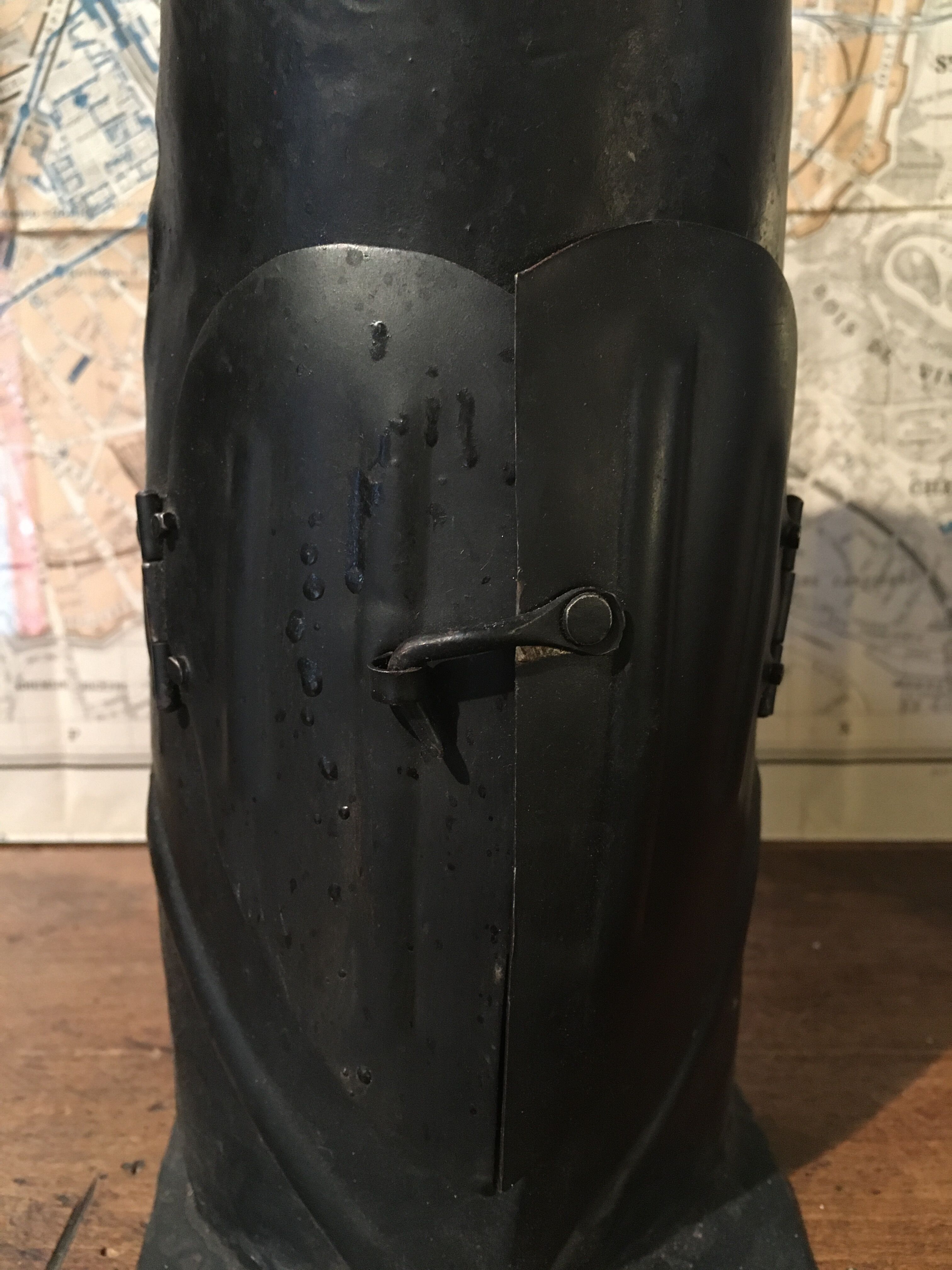 Metal owl, photophore