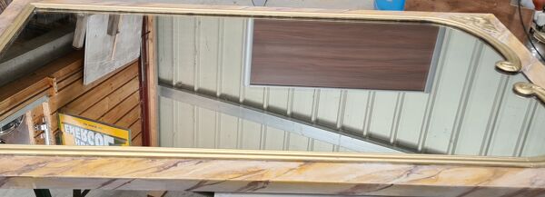 Miroir bois faux marbre, 134x80 verre au mercure
