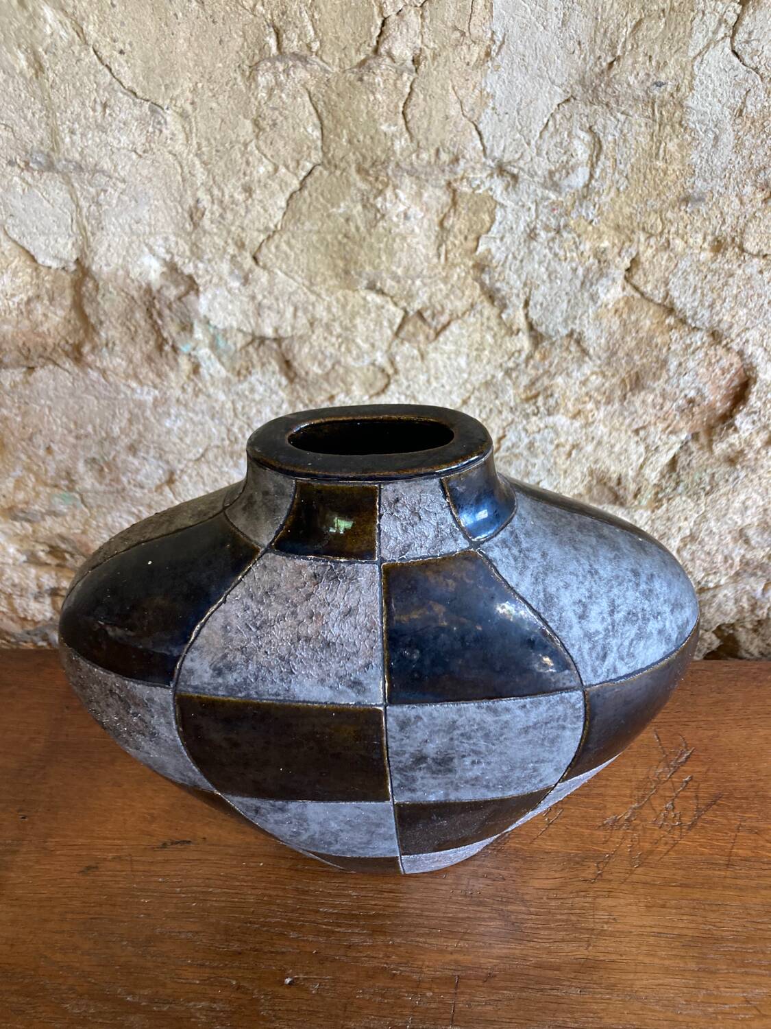 Contemporary design-art vase