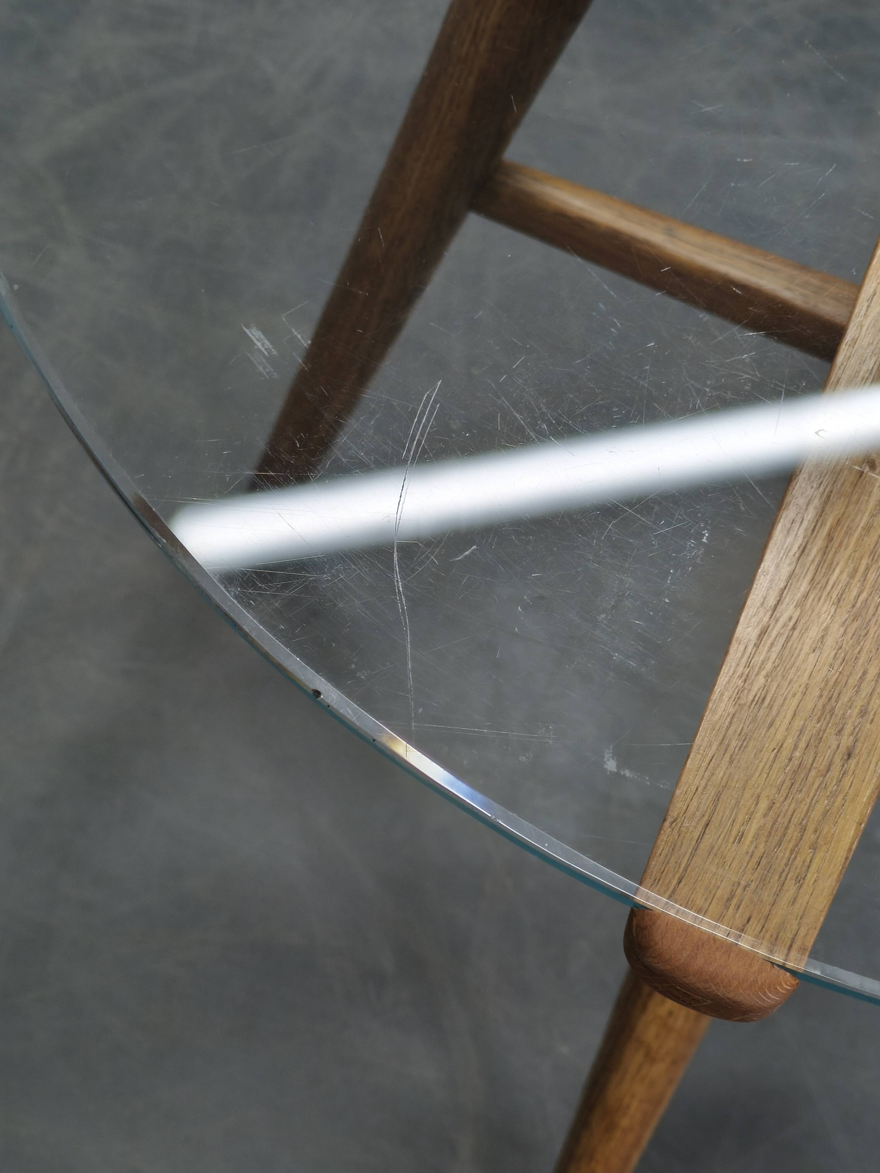 Table basse rare par Jiri Rathousky pour Krasna Jizba, années 1940.