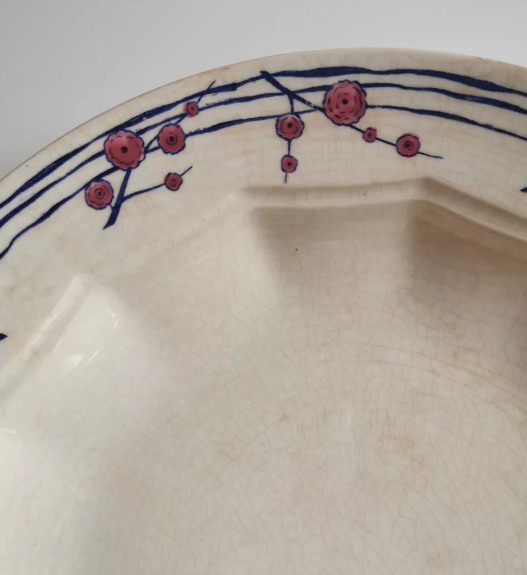Round earthenware dish HBCM Hippolyte Boulenger Creil Montereau model Prunella