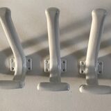 Lot of five vintage patères