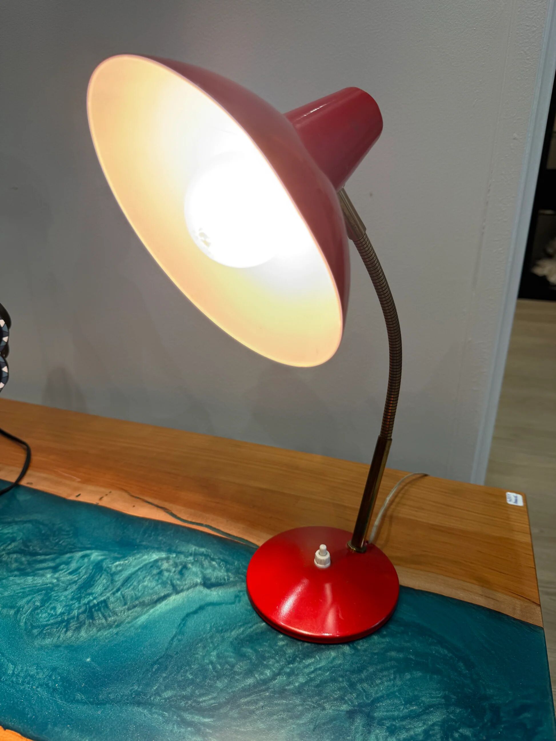 Vintage Aluminor red desk lamp – 1970s design