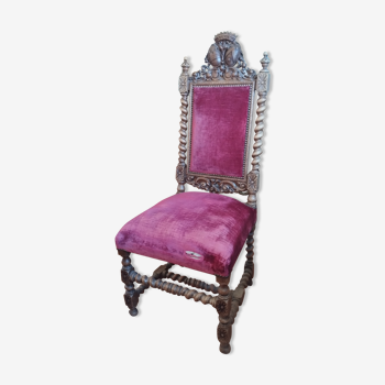 Chaise "royale" du 19ème, blason de comte, bois sculpté, recouvert de velour rouge