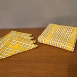 Vintage vichy tablecloth and 4 matching towels