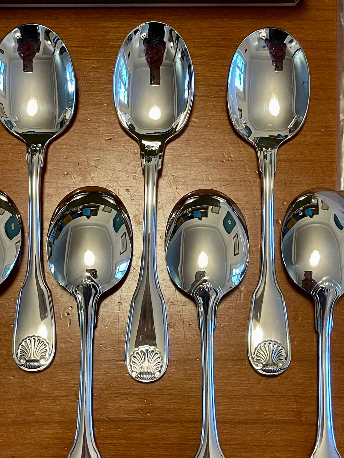 Christofle France Vendôme, 8 ice cream spoons in new condition.