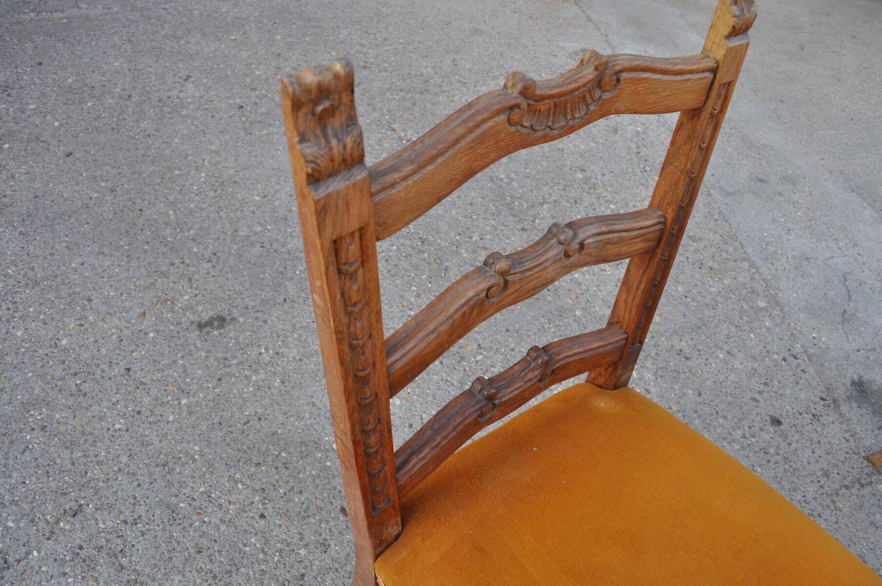 Pair of mid-century chairs from the 1950s in brown oak and straw yellow velvet — set of 2