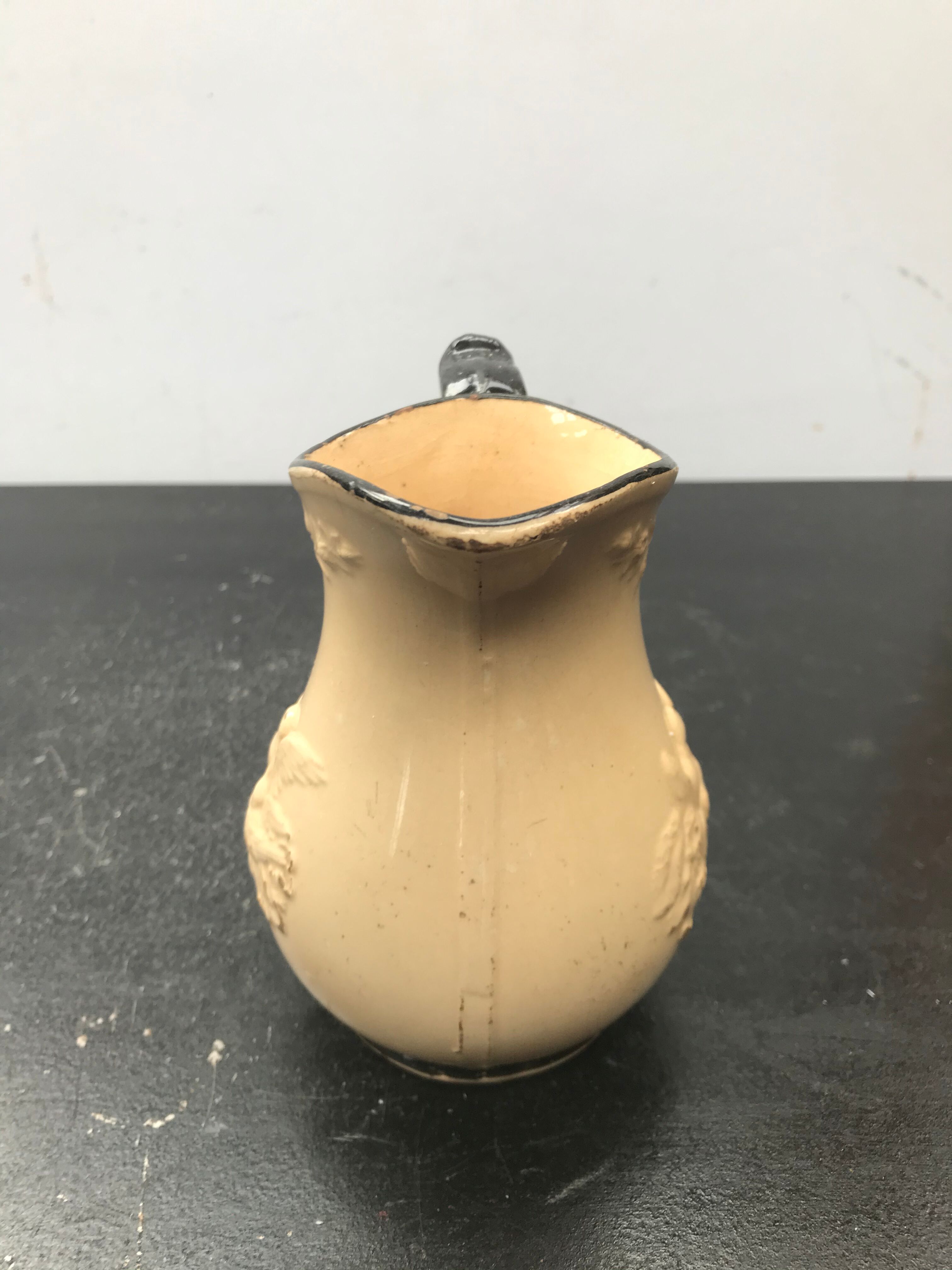 Former pitcher Kg Luneville ceramics beige - vintage black anse