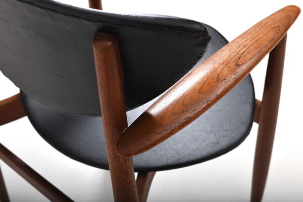 Fauteuil en teck par Erik Wørts pour Norden Møbelfabrik 1950s