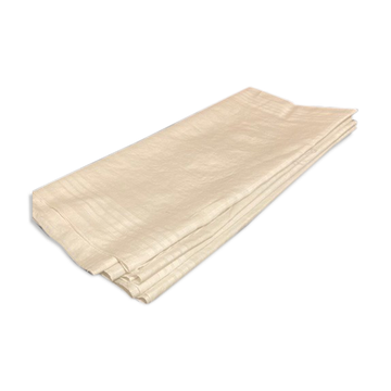 Lé de tissu en lin