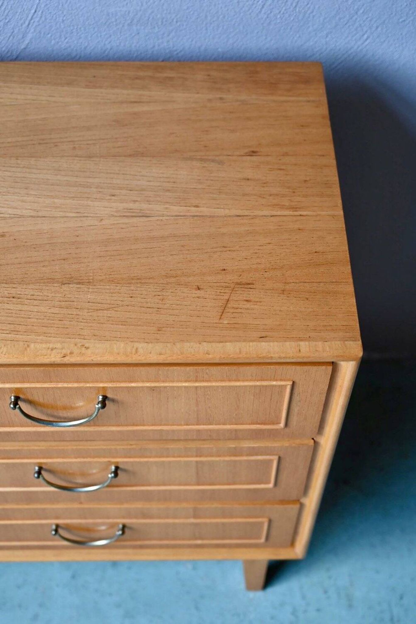 Petit buffet bahut scandinave années 50-60 chêne blond