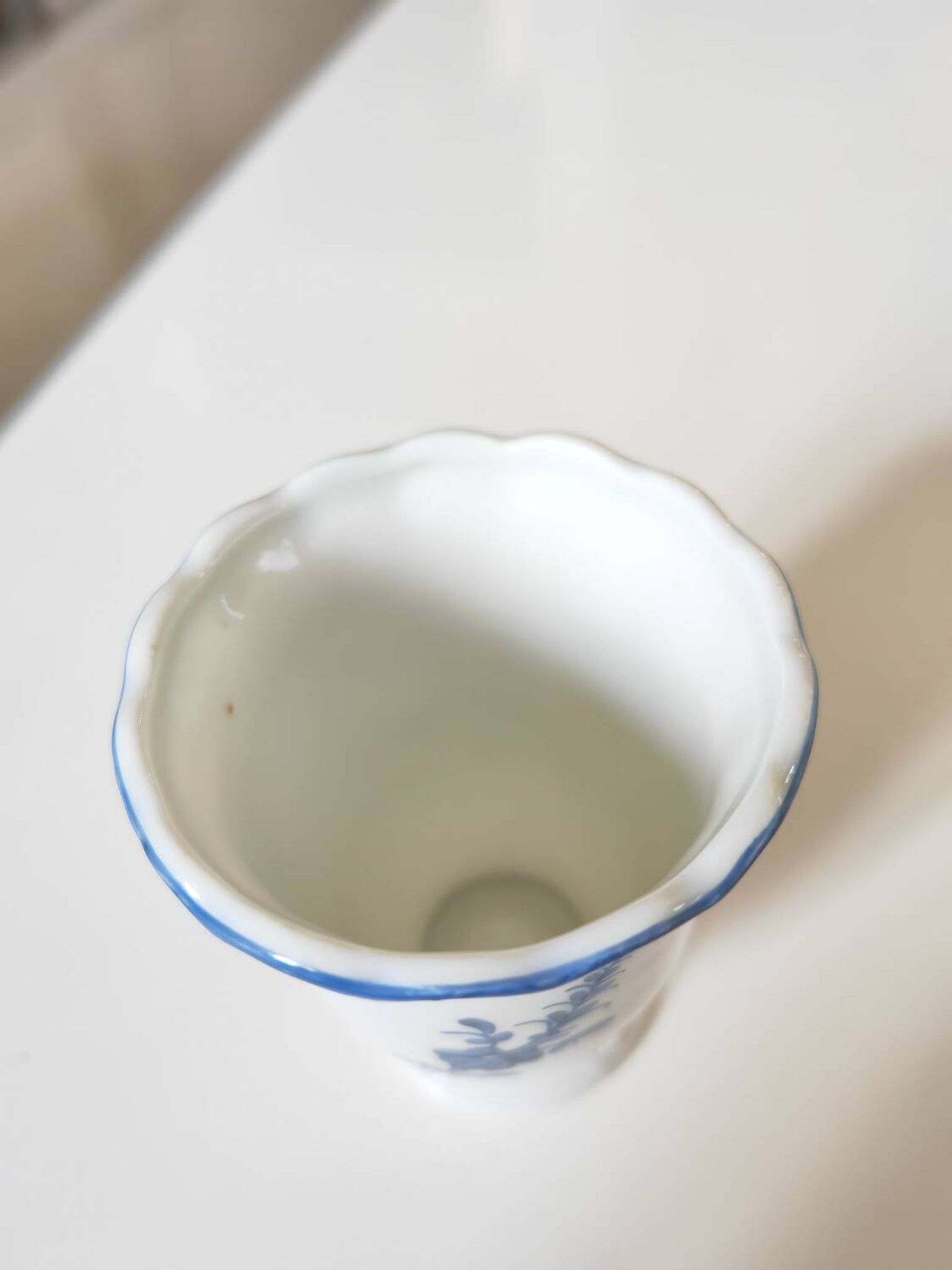 Chantilly porcelain vase