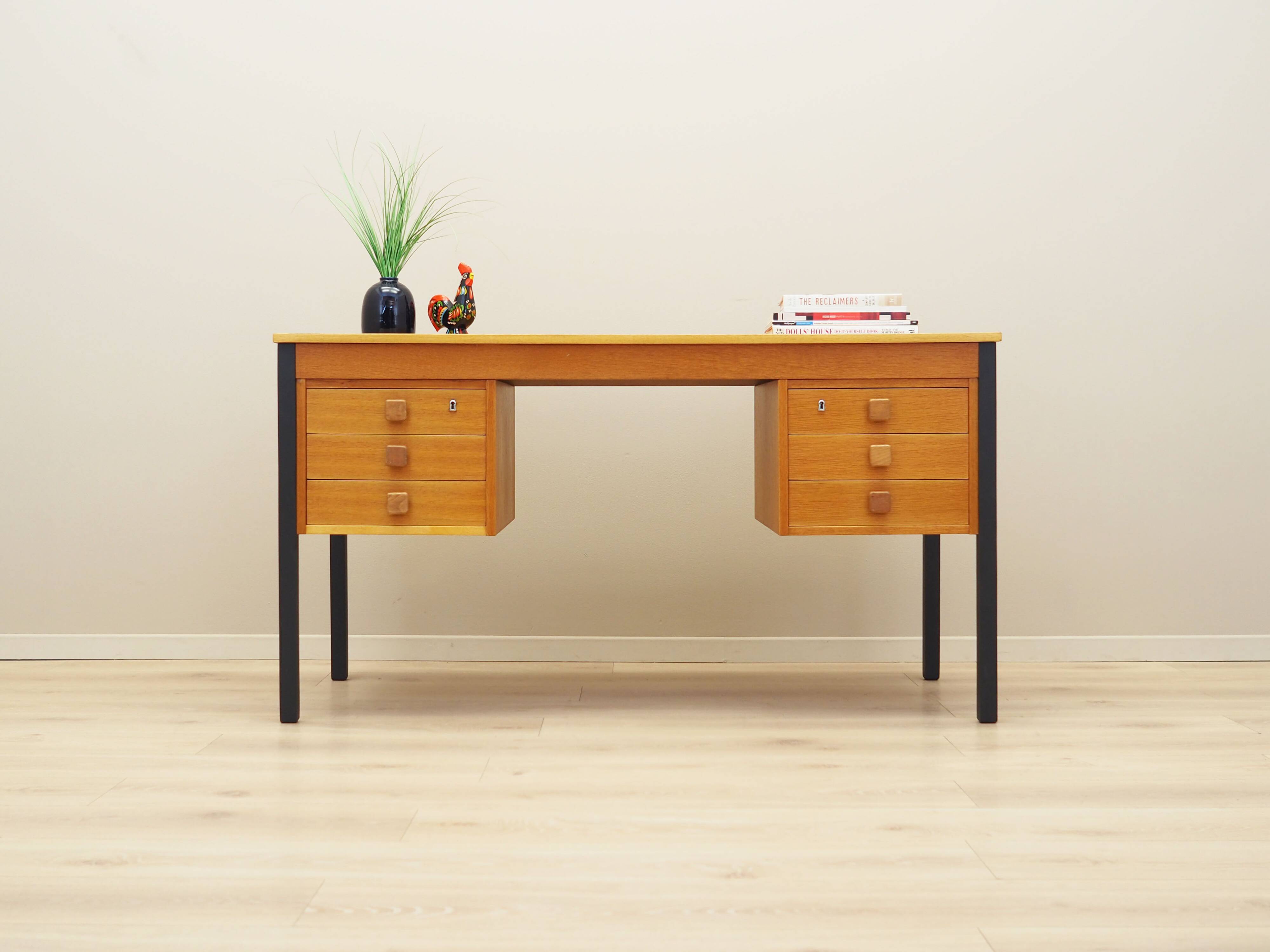 Ash desk, Danish design, 1970s, manufacturer: Domino Møbler