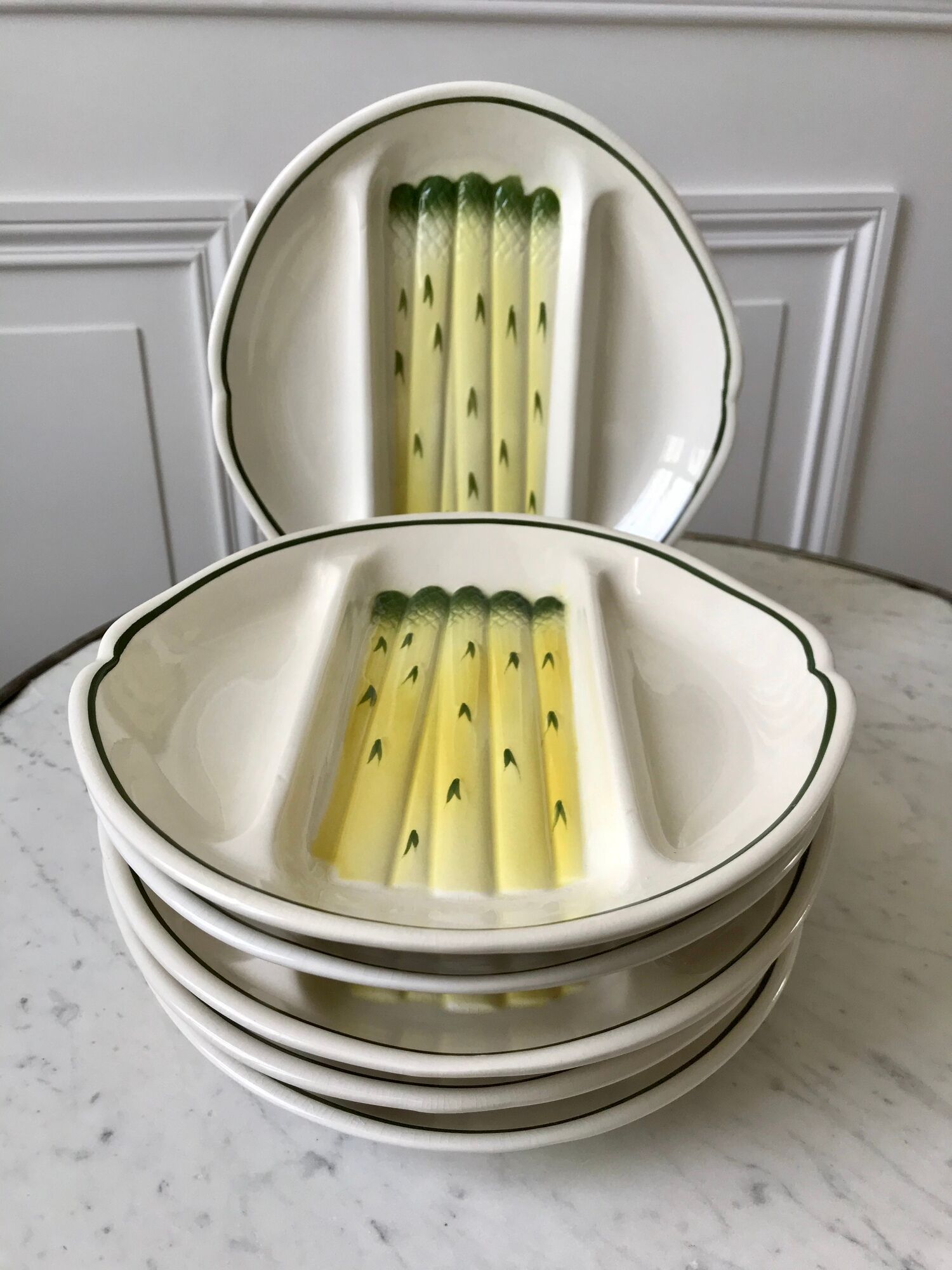 Set of 6 asparagus plates in salins slurry model Auxonne old