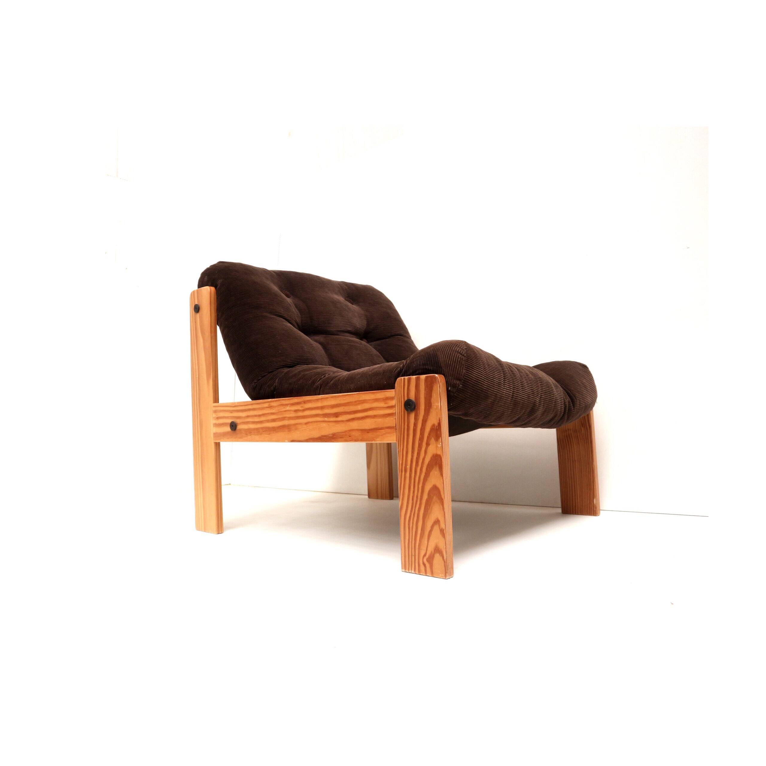 Vintage Brutalist 70s armchair with brown upholstery