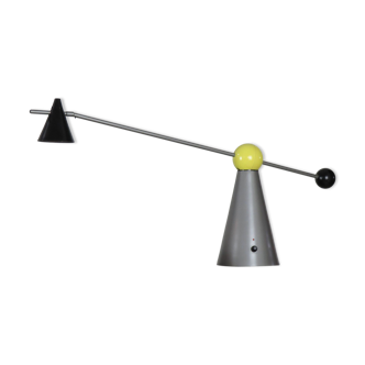 “Molecola” desk lamp designed by Luigi and Pietro Greppi for Oltreluce 1982