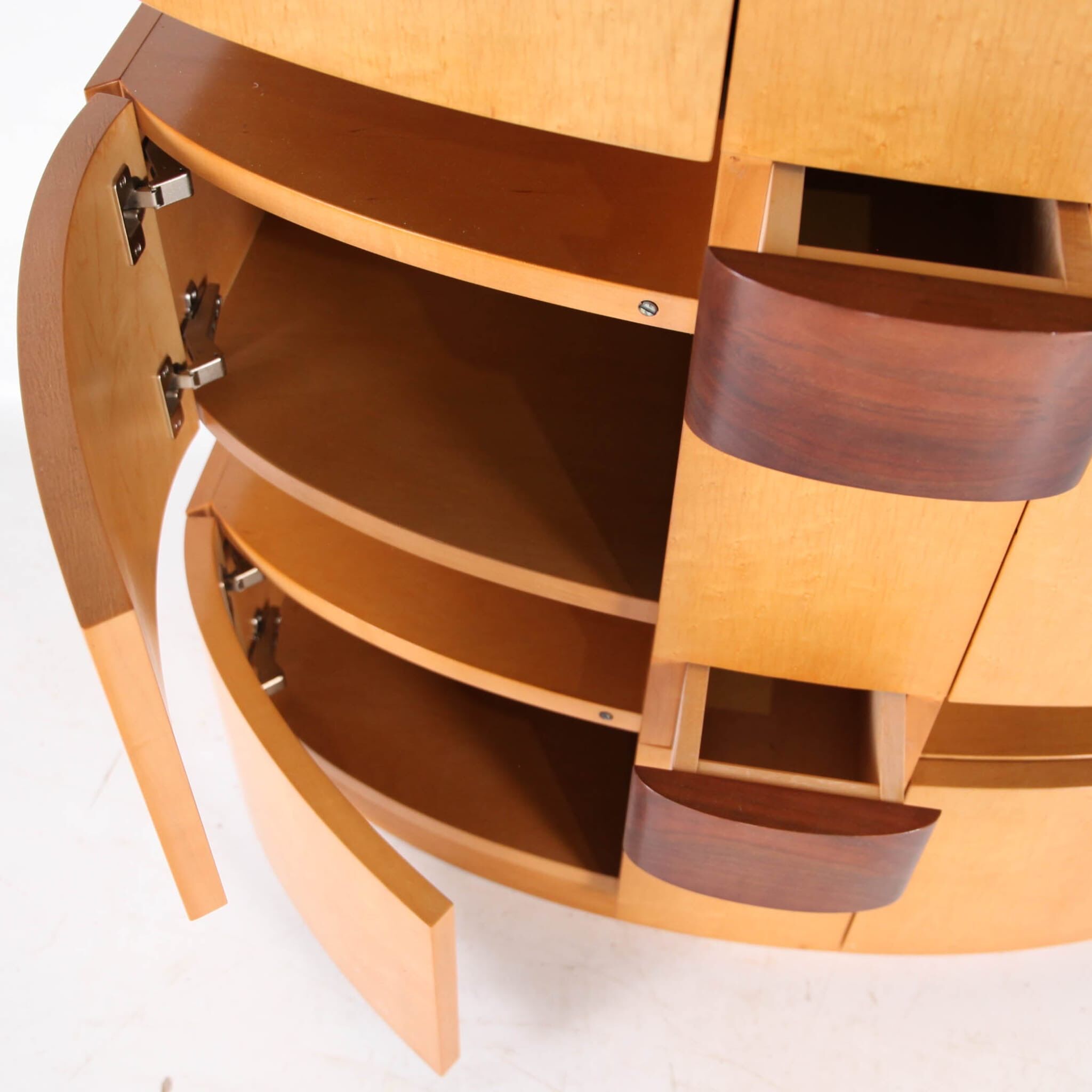 Japanese commode