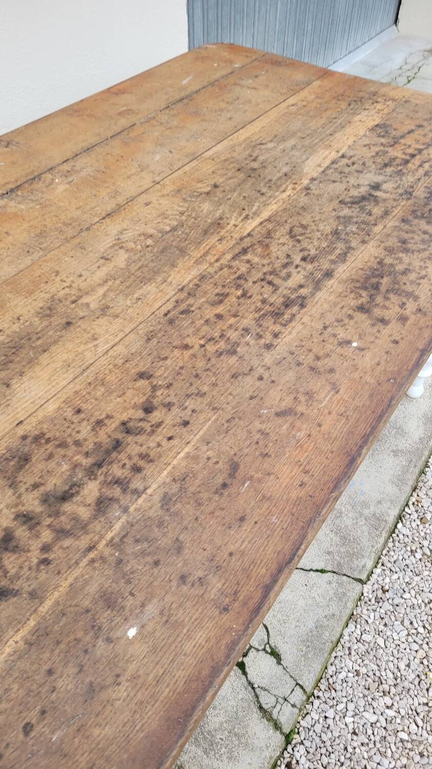 Rustic farmhouse bistro table in oak with Louis Philippe legs - 2m