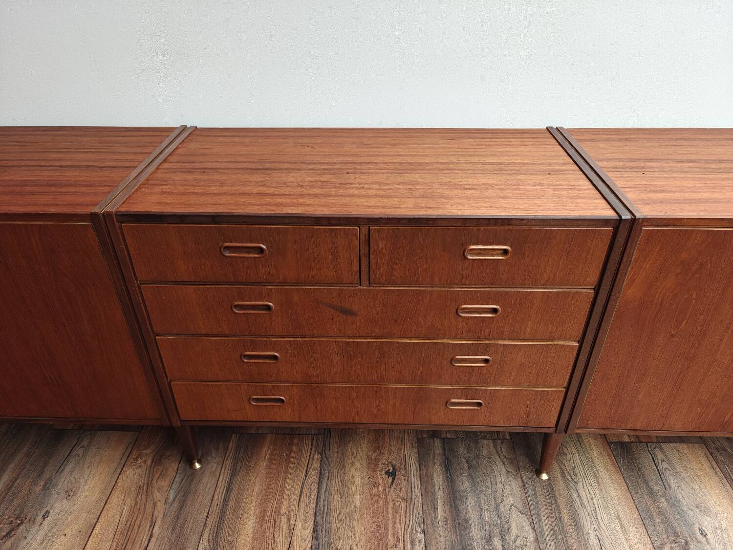 Vintage MCM sideboard dresser XL
