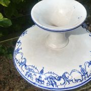 Fruit bowl from the Moustiers de Bordeaux earthenware factory by Jules Vieillard & Cie 1890.95