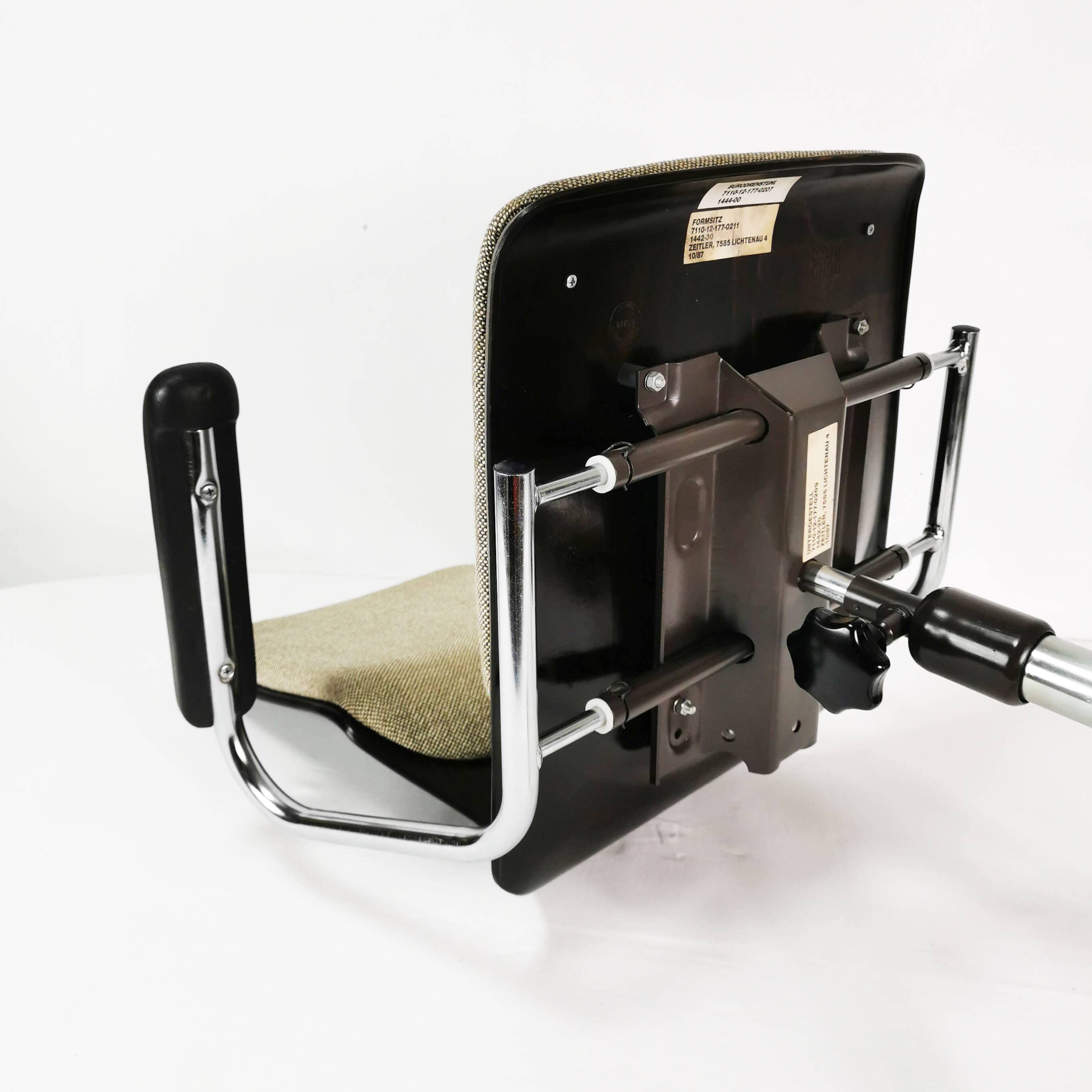 Modernist office chair, Bund-Pagholz, Germany, 1970s.