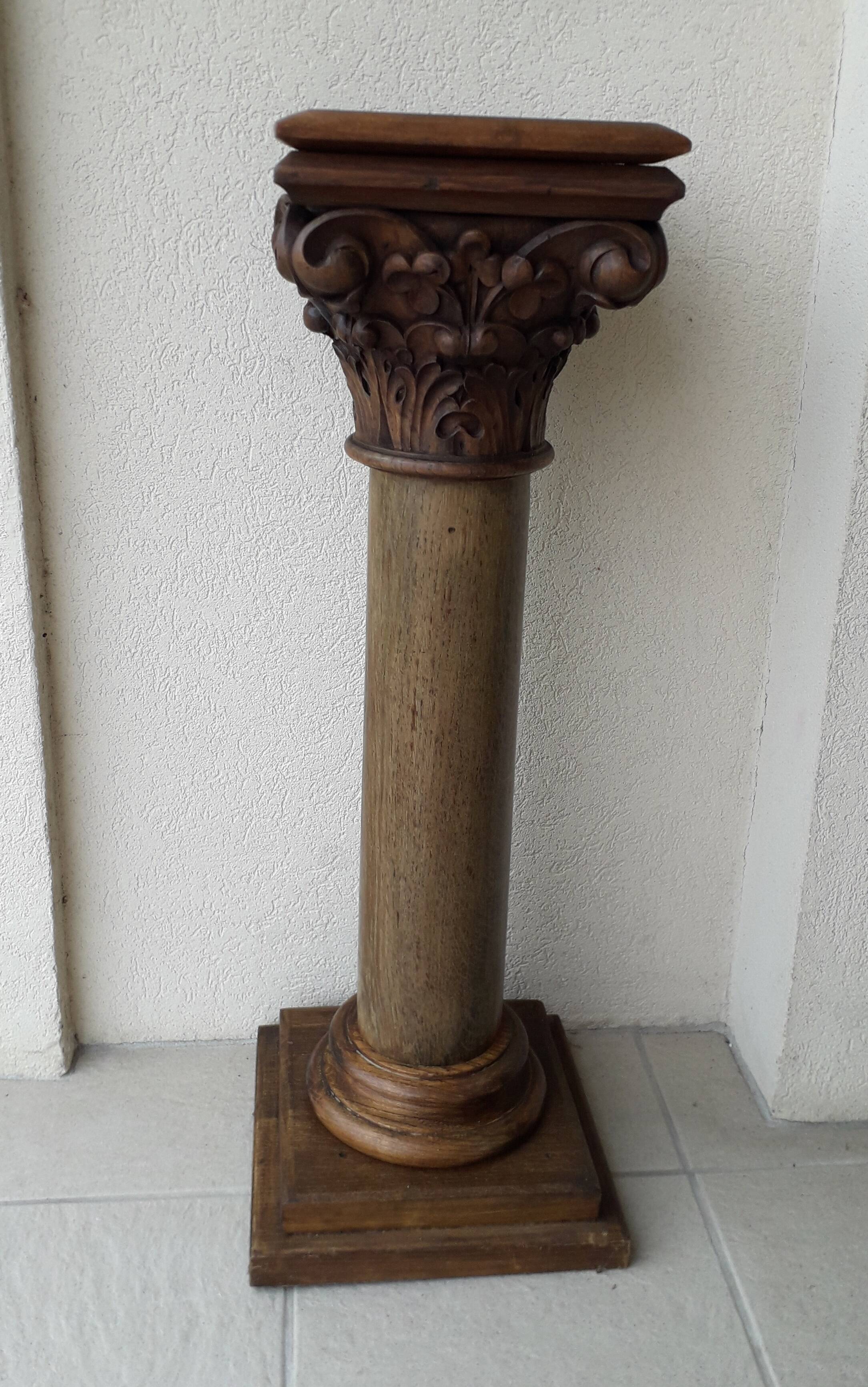 Wooden column