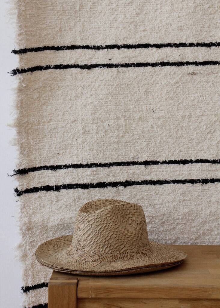 Handwoven rug - White and black lines - recycled cotton - 170 x 240 cm