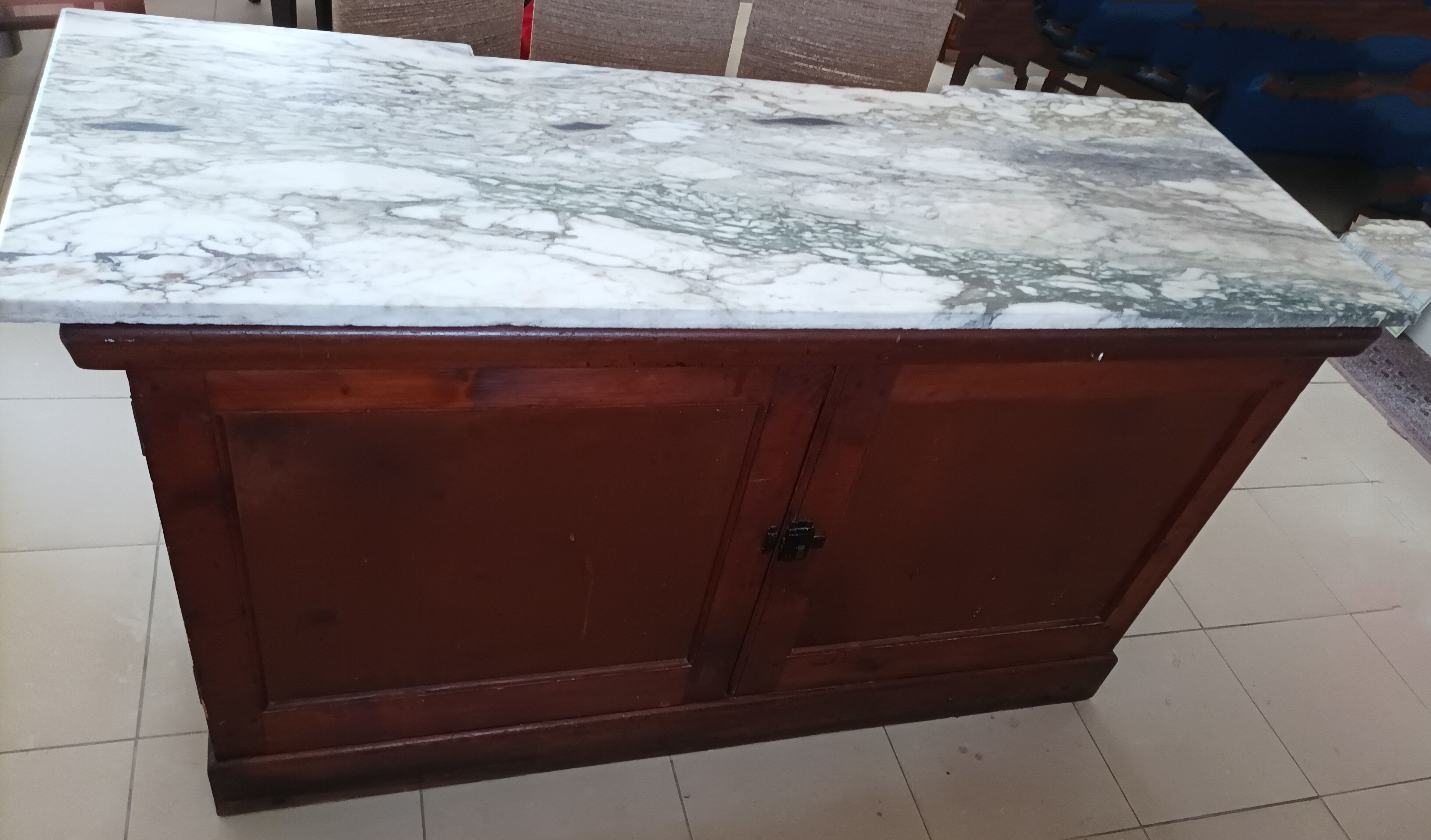 Counter furniture trade central island