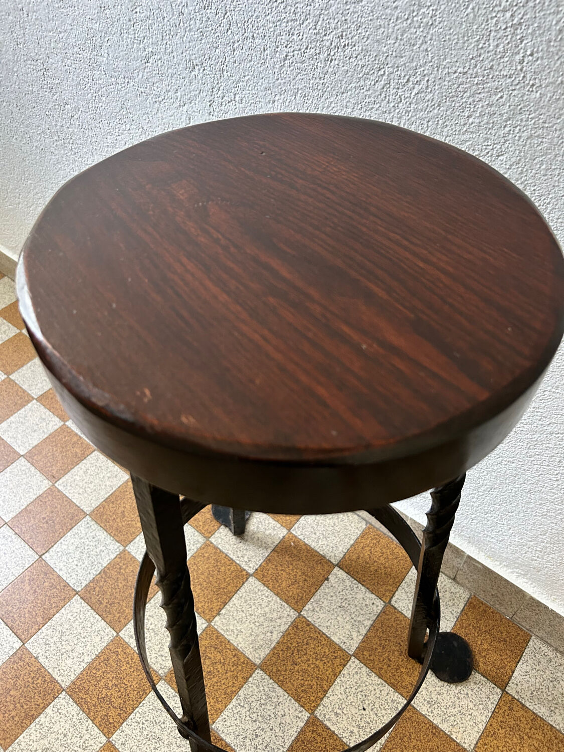 Brutalist wrought iron tripod stool from the 60s