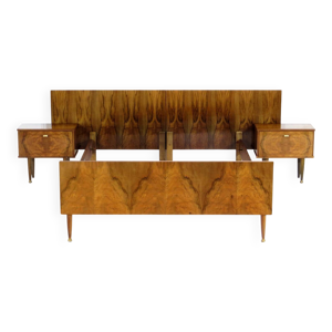 Lit double et tables - 1960