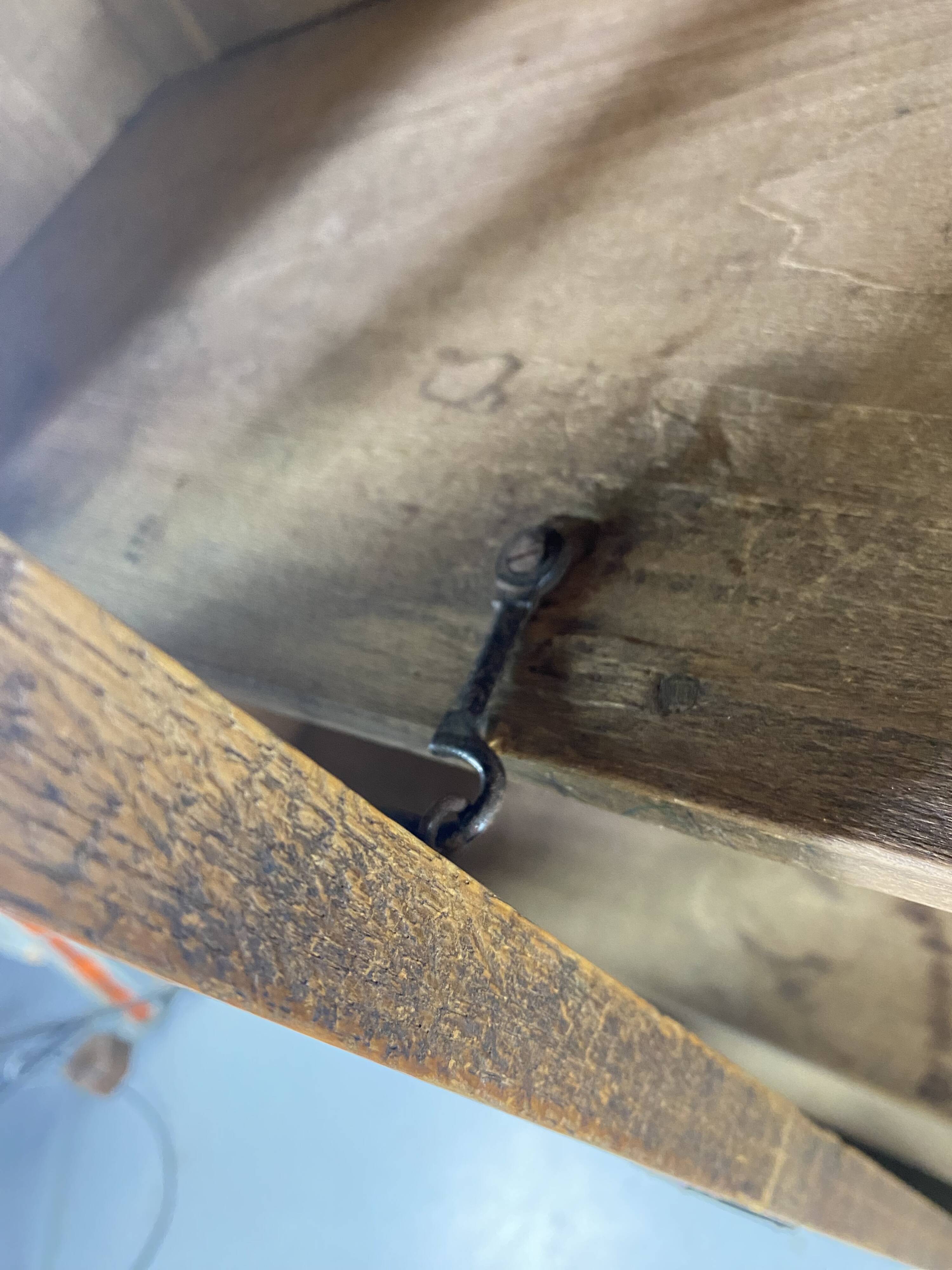 Art-Deco glass cabinet