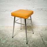 Vintage stool sitting skaï