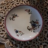 Lunch or chocolate cup with its earthenware saucer from Sarreguemines 1928 cornucopia