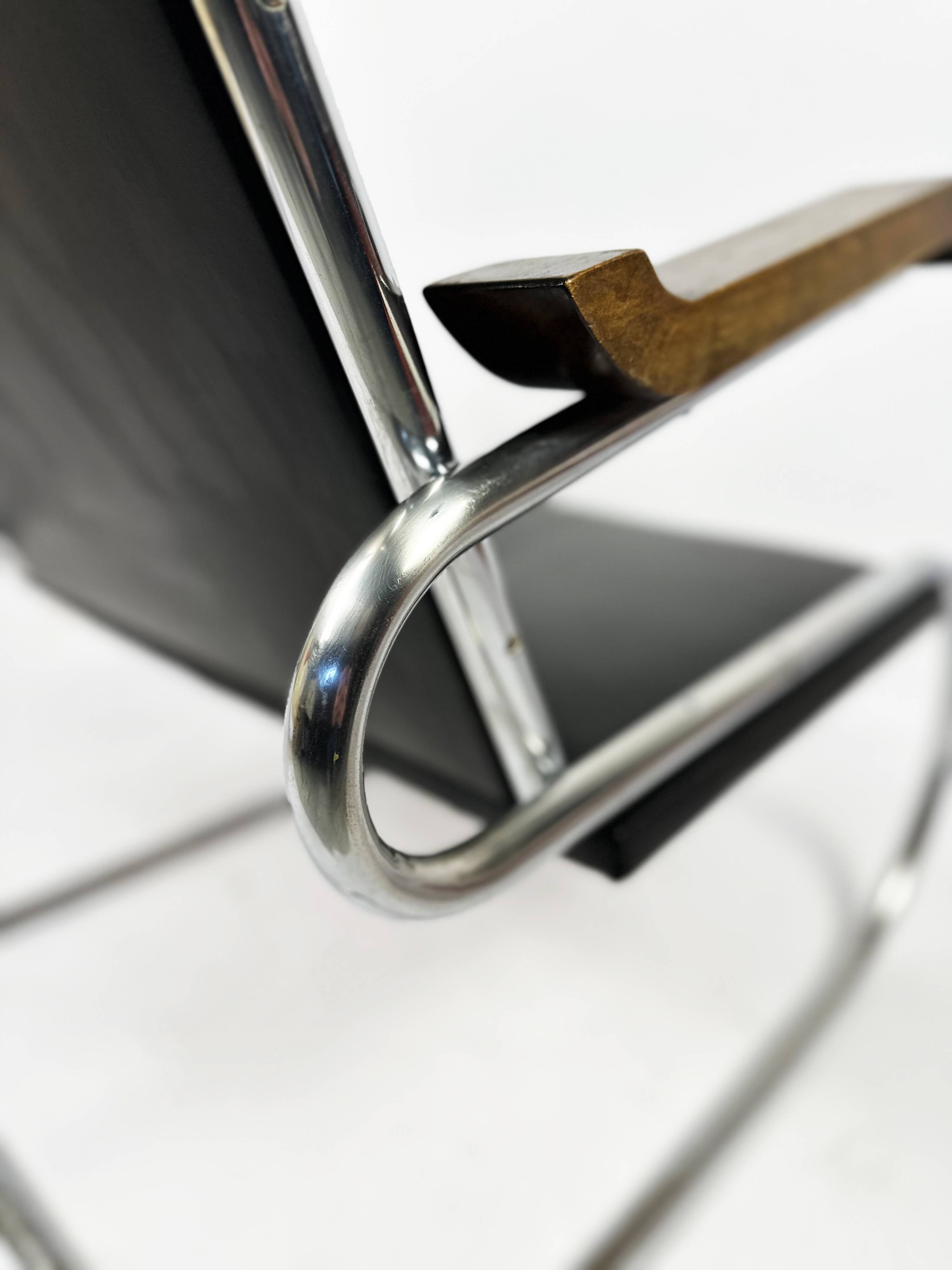 Pair of 1930s - 40s Bauhaus Cantilever Armchairs – Tubular Steel, Wooden Arms