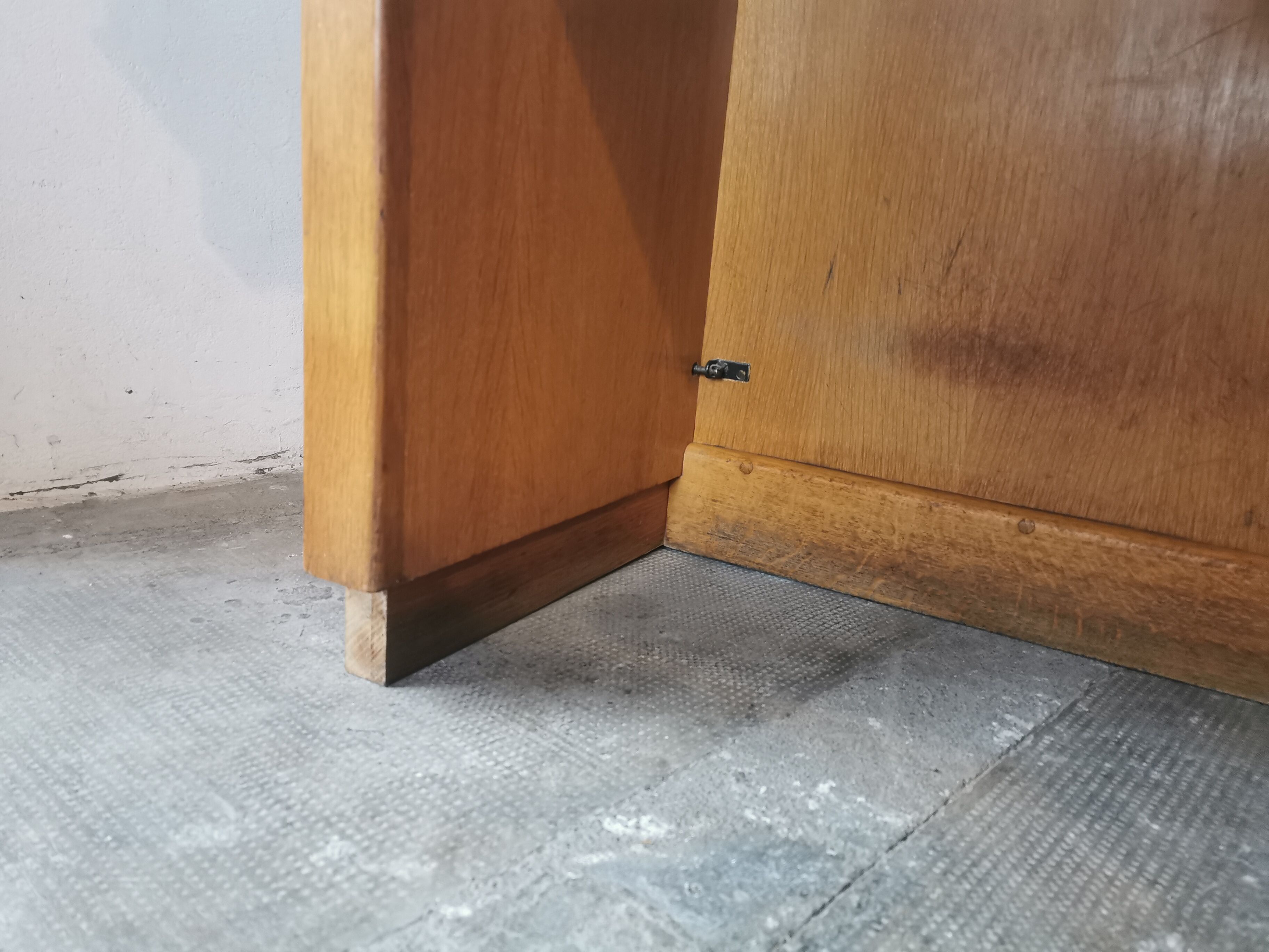 Bureau vintage des années 60