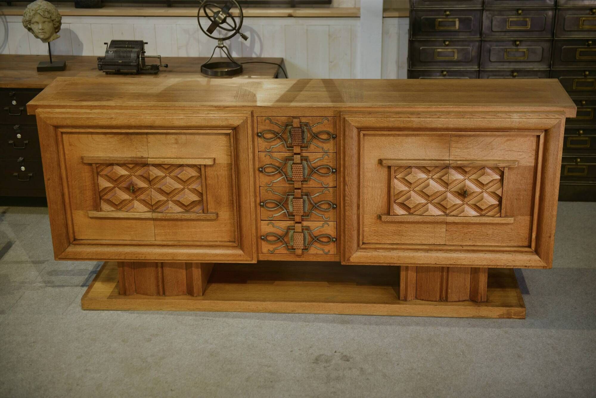 Art Deco buffet in oak and wrought iron by Léon and Maurice Jallot 1940s