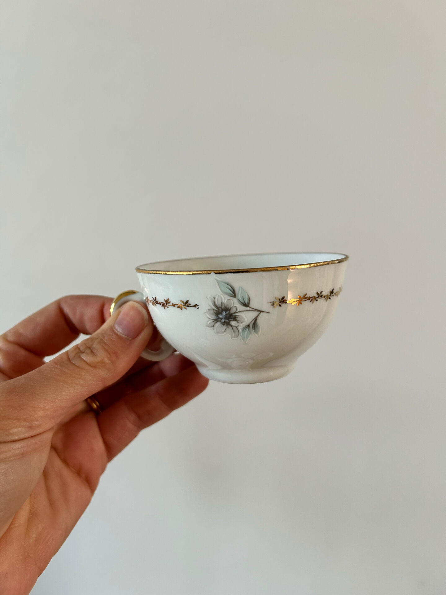 Porcelain coffee service SFR