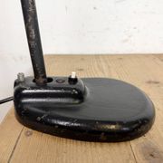 Lampe de table industrielle Bauhaus noire, années 1930