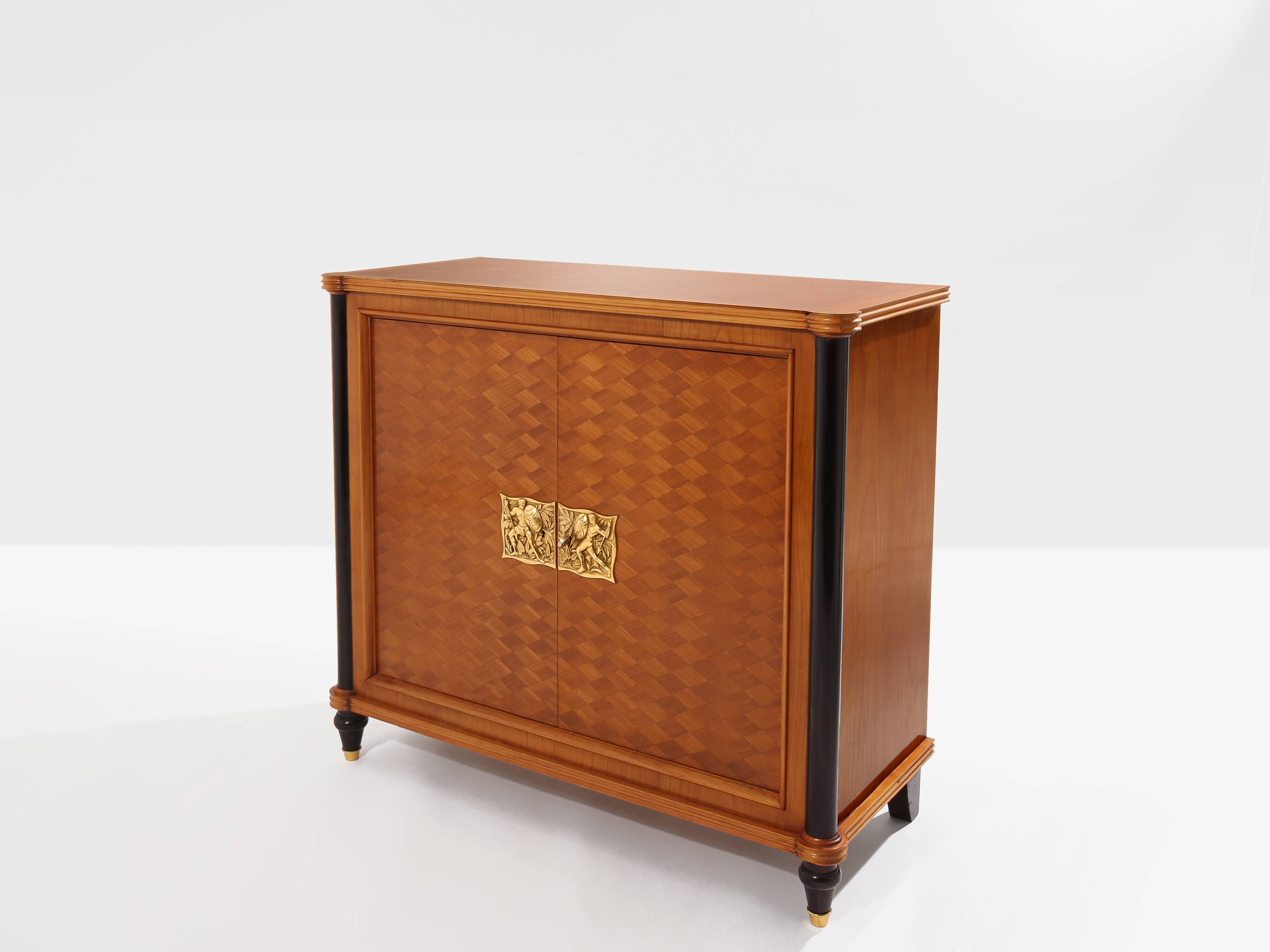 Jules Leleu cabinet merisier marqueté 2 portes bronze 1940