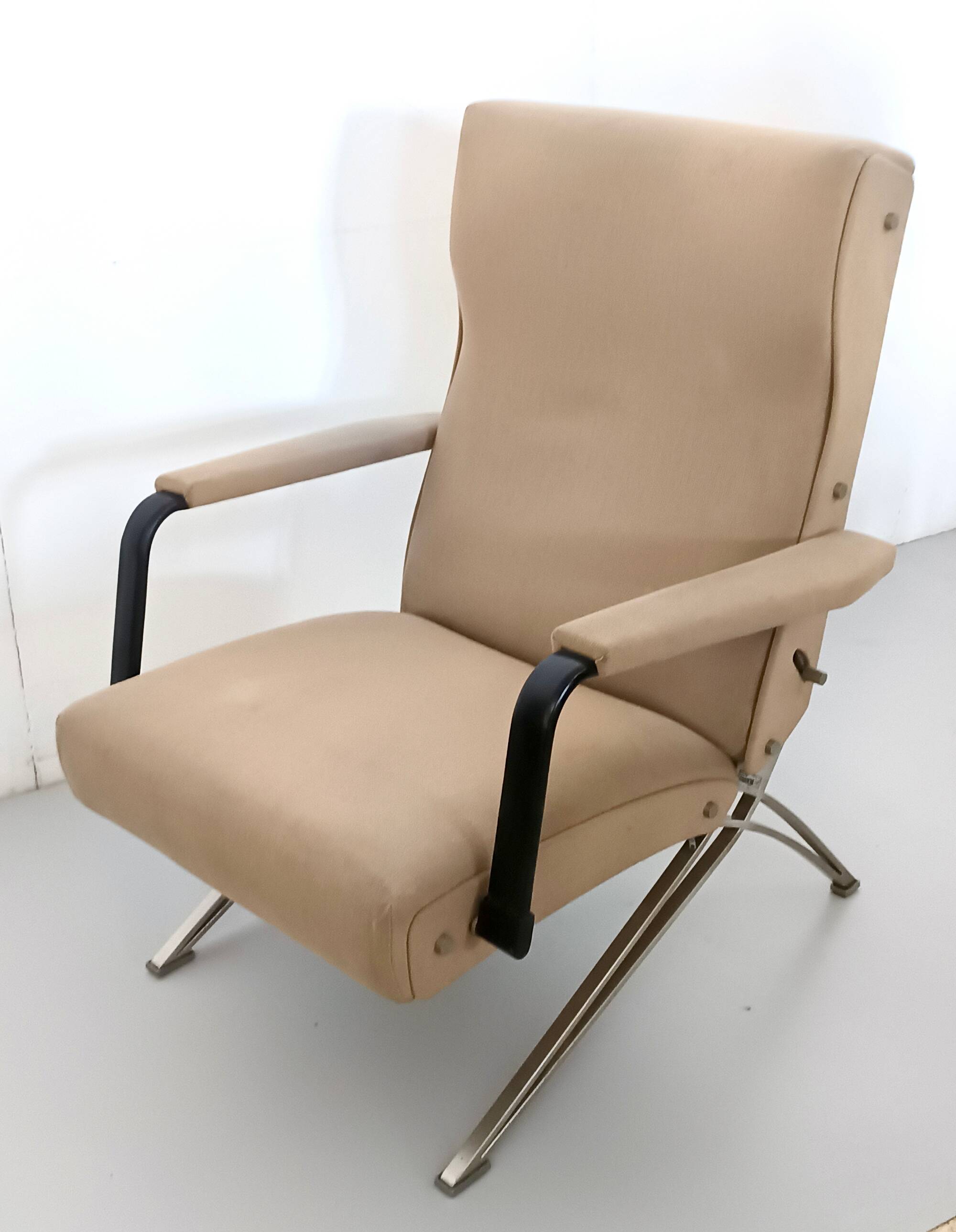 Reclining Beige Armchair by Giulio Moscatelli for Formanova, Italy