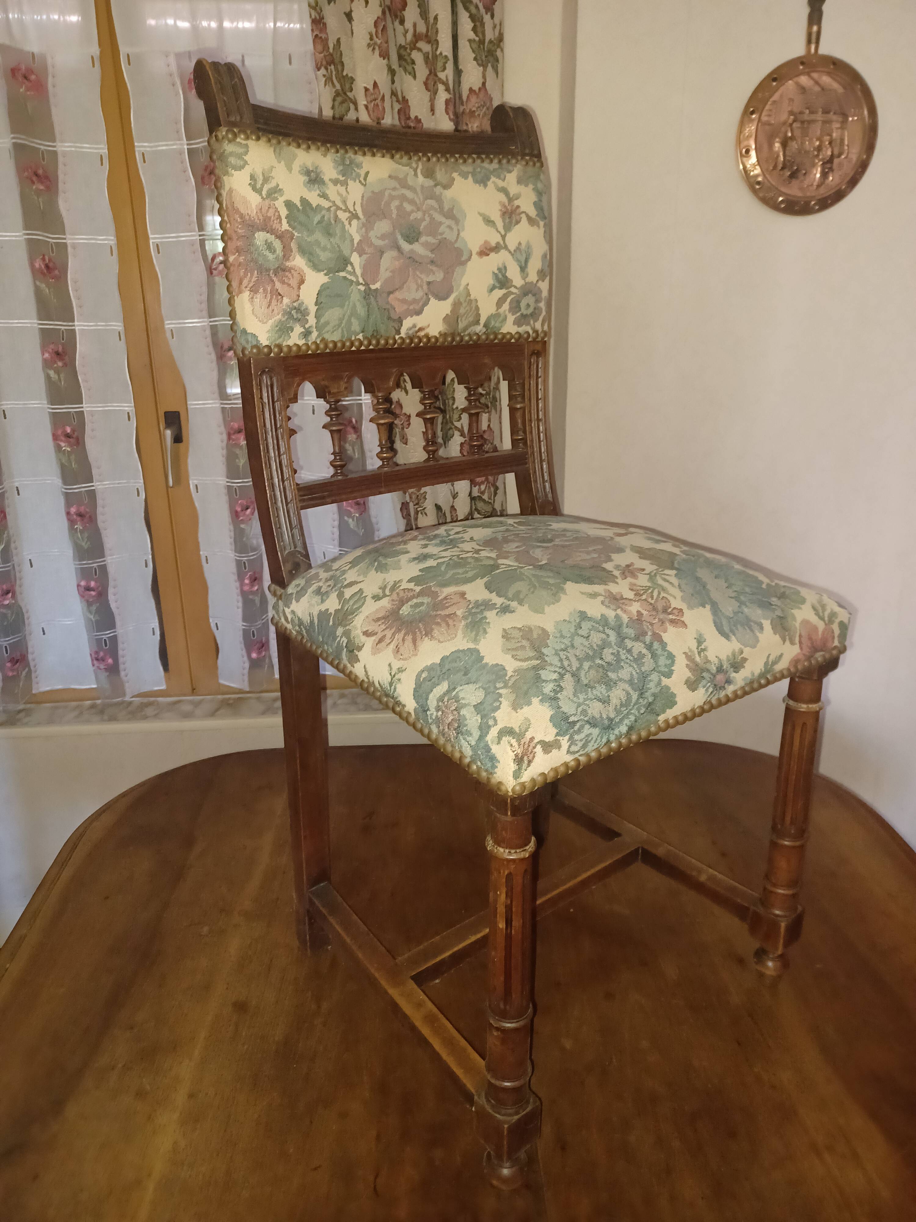 SET OF 6 CHAIRS IN HENRY II STYLE