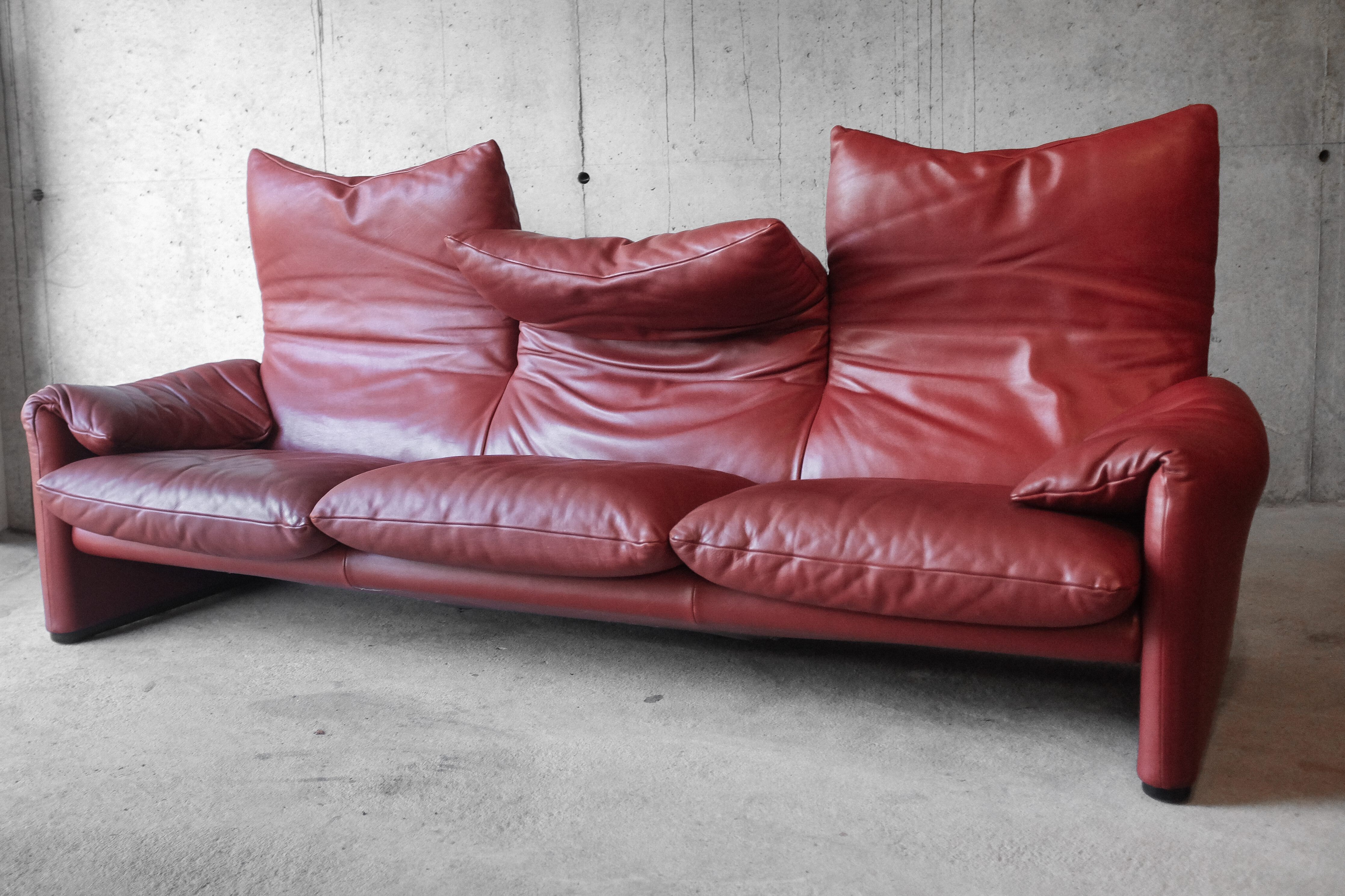 3 seater Maralunga Terracotta sofa, Vico Magistretti for Cassina
