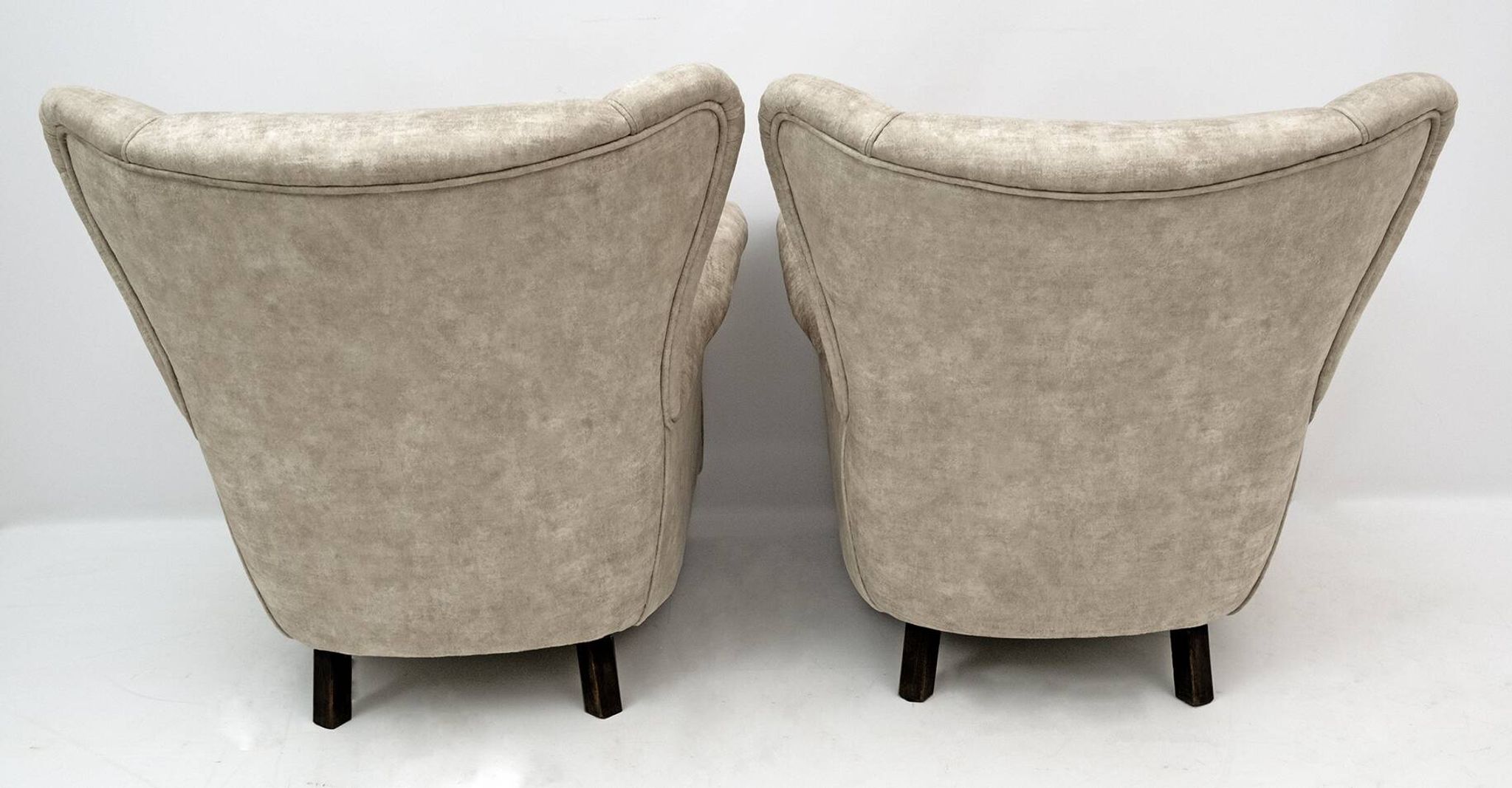 Attributed Gio Ponti Mid-Century Modern Italian Velvet Armchairs for ISA