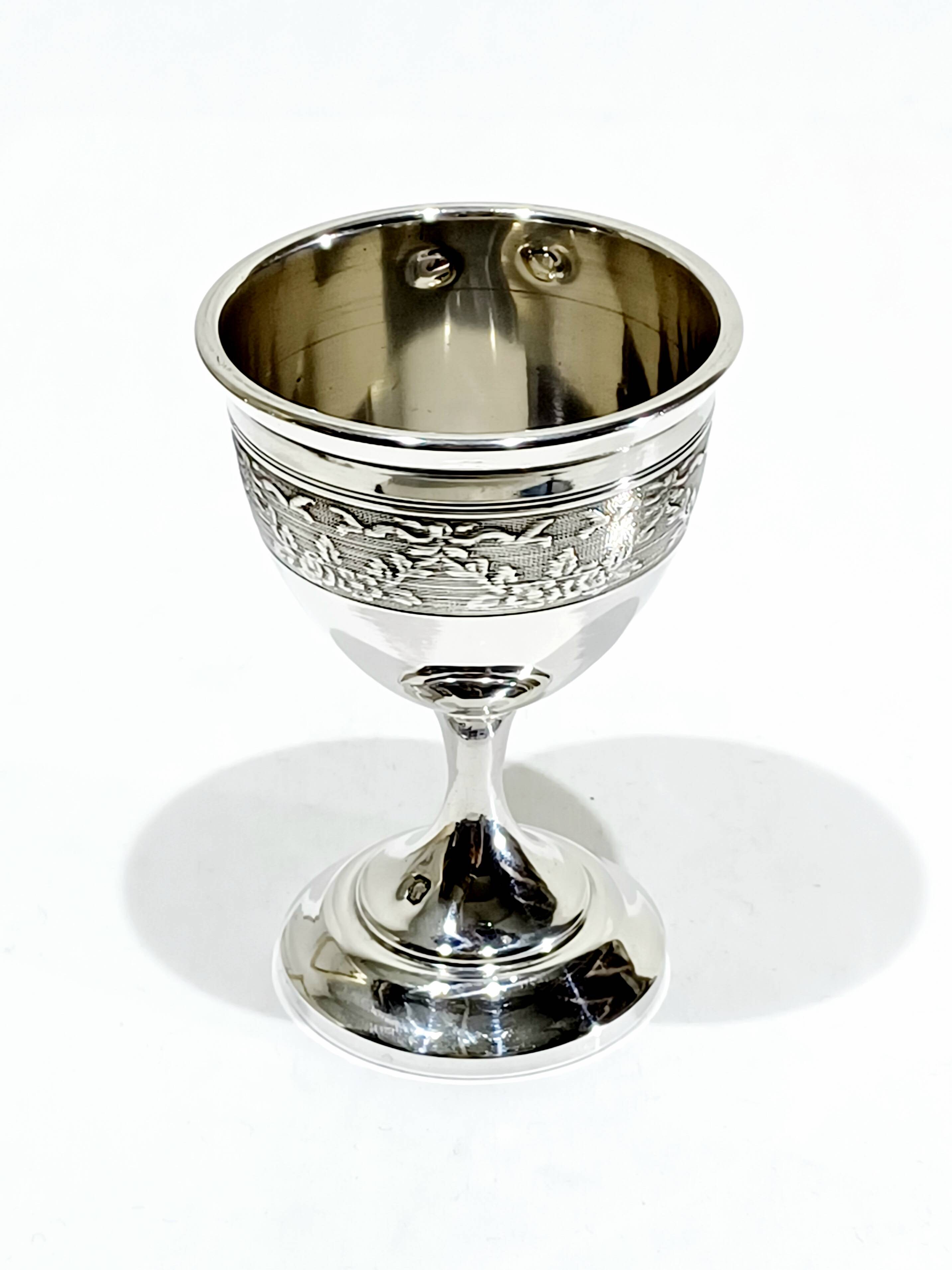 Pierre Bezon - Solid silver egg cup