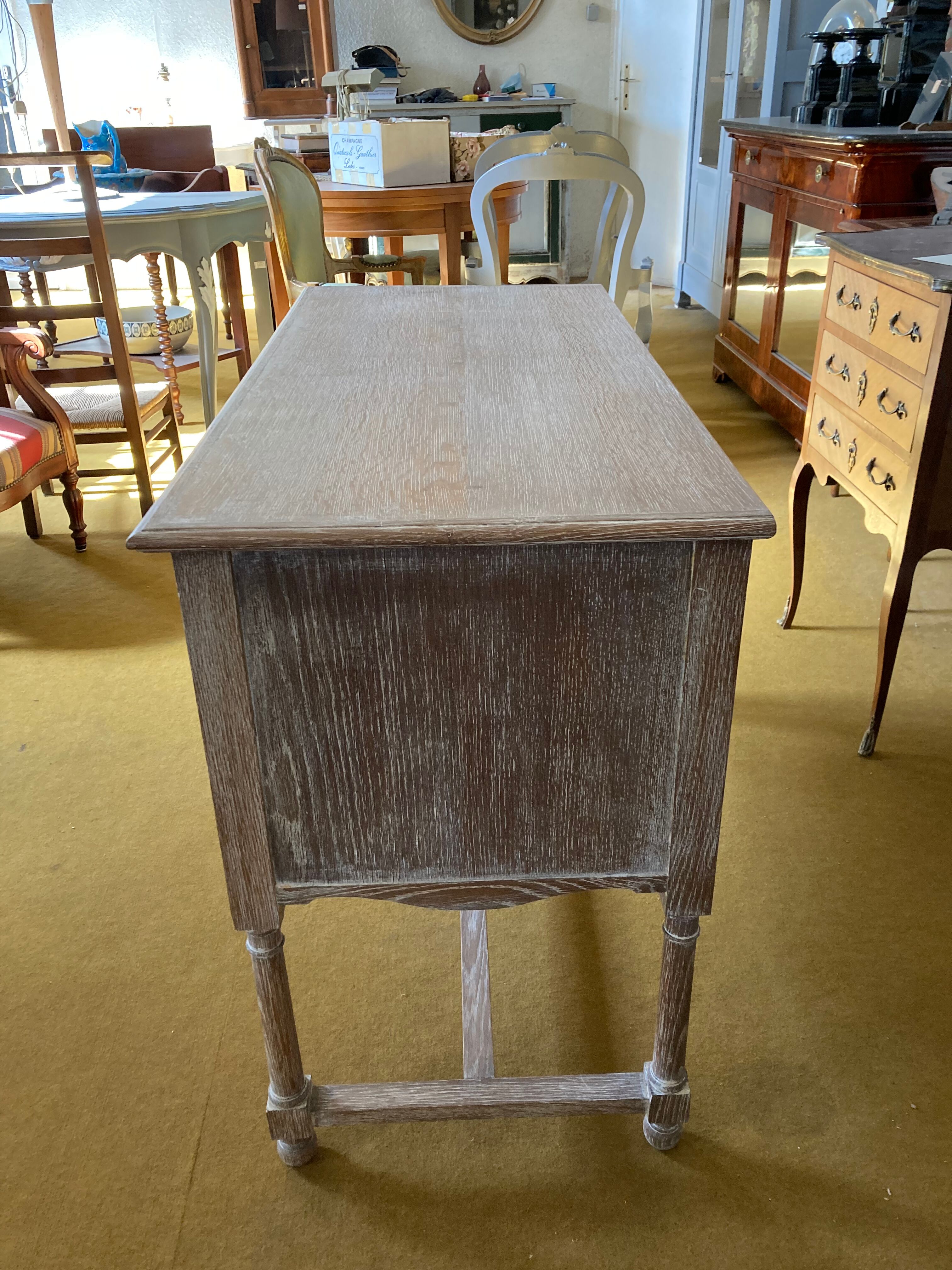 Louis XVI chest of drawers